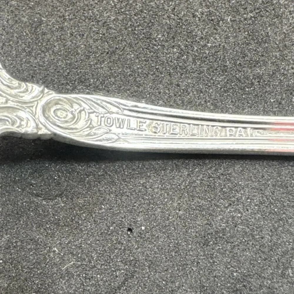 Old Master by Towle Sterling Silver individual Lemon Fork 5.25